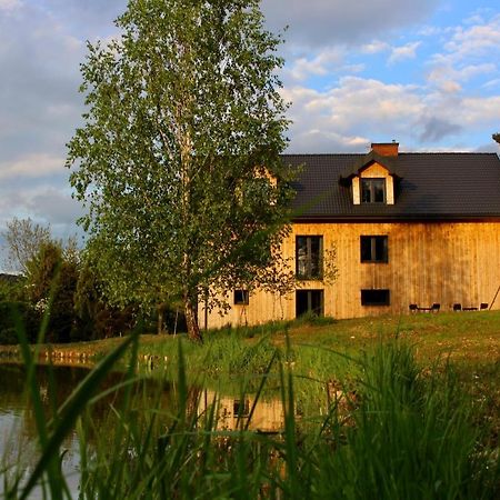 Villa Garden Loft à Roczyny Extérieur photo
