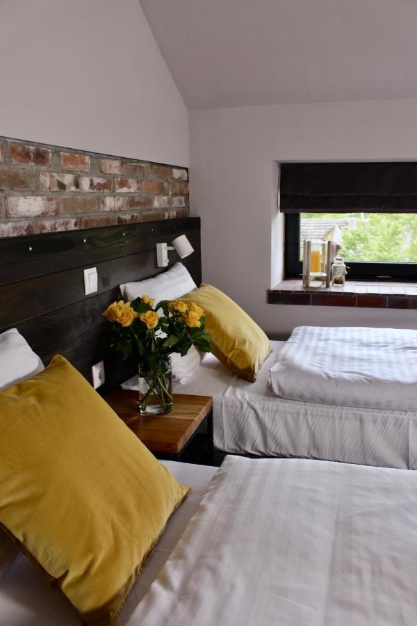 Villa Garden Loft à Roczyny Extérieur photo